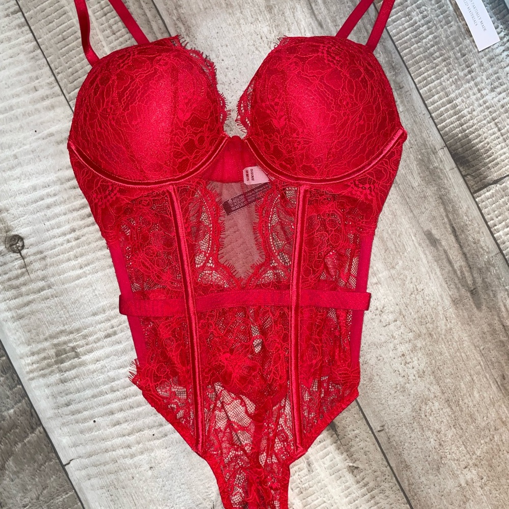 NWT Victoria Secret Bombshell Lingerie Teddy One Piece Bodysuit S Red Lace NWT